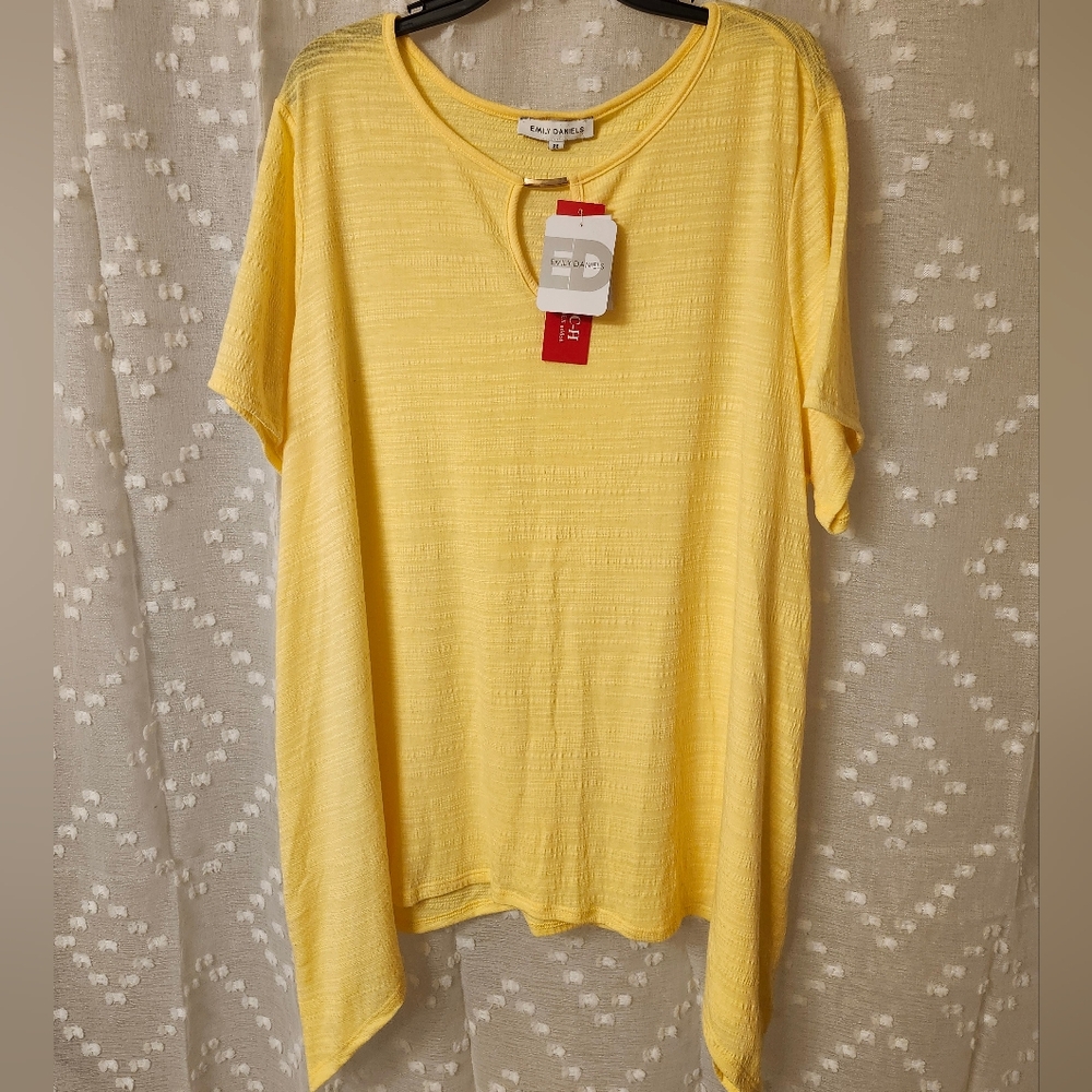 New - Emily Daniels Shirt - STRETCH  for comfort and fit Spandex added